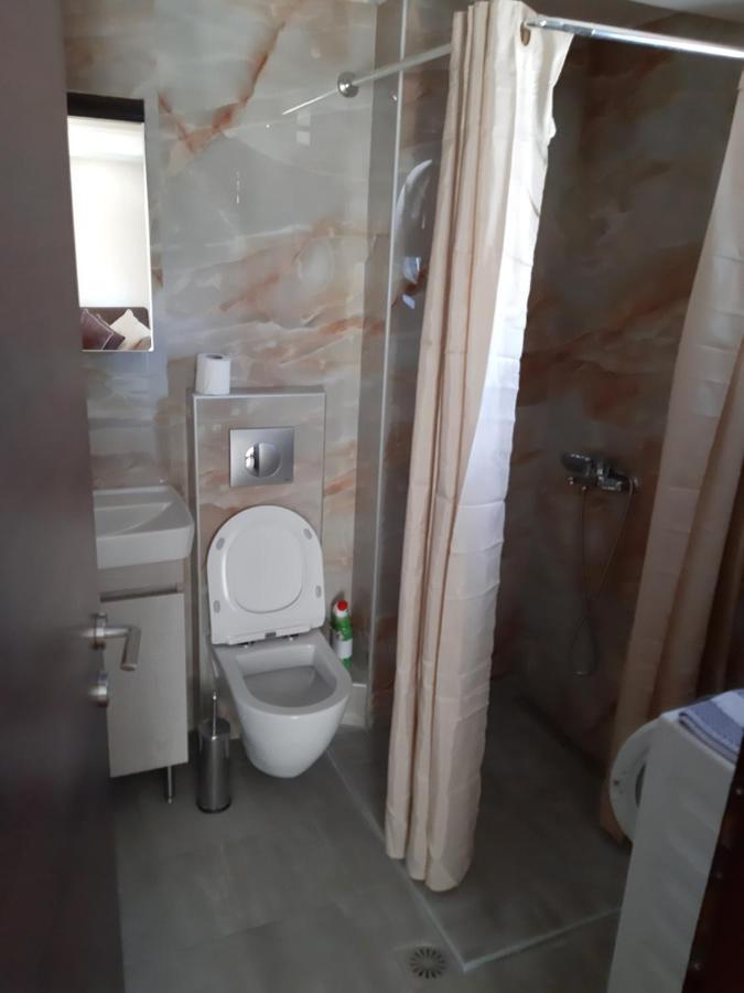 Kosmos Service Apartment City Center 1 With Additional Cost Parking 테살로니키 외부 사진