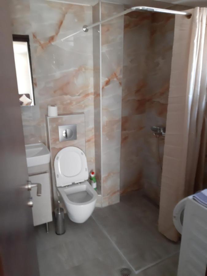 Kosmos Service Apartment City Center 1 With Additional Cost Parking 테살로니키 외부 사진